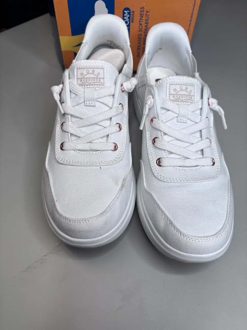 Skechers minor wear